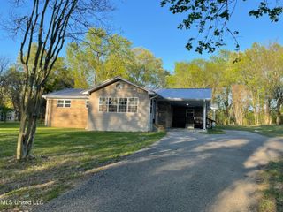 5069 Hwy 3, Sarah, MS 38665