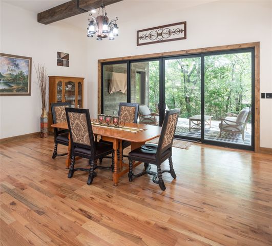 328 Wolf Front Road, Van Alstyne, TX 75495