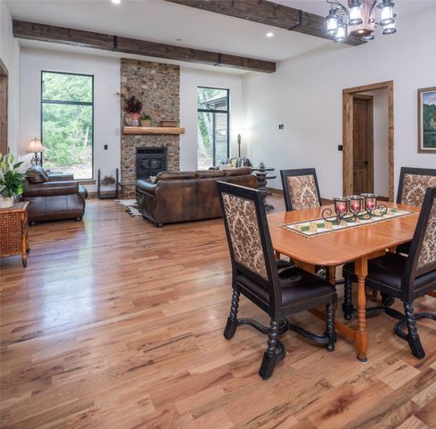 328 Wolf Front Road, Van Alstyne, TX 75495