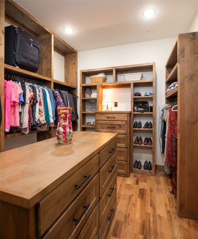 328 Wolf Front Road, Van Alstyne, TX 75495