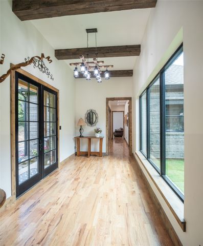 328 Wolf Front Road, Van Alstyne, TX 75495