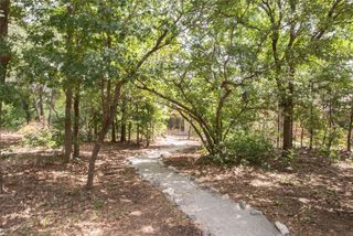 328 Wolf Front Road, Van Alstyne, TX 75495