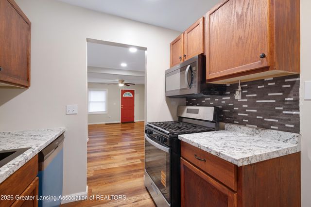 336 W Gier Street, Lansing, MI 48906