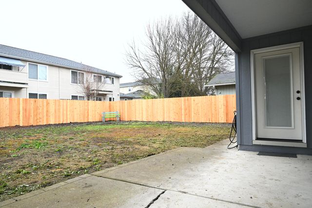 3070 Heartwood Court, Medford, OR 97504