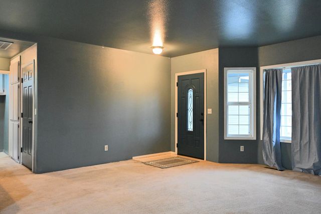 3070 Heartwood Court, Medford, OR 97504