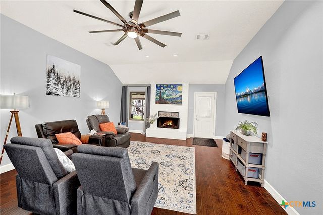 228 Deertrail Drive, San Marcos, TX 78666