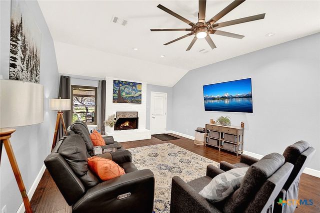 228 Deertrail Drive, San Marcos, TX 78666