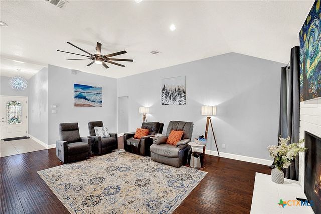 228 Deertrail Drive, San Marcos, TX 78666