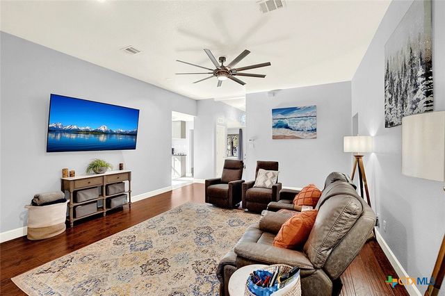 228 Deertrail Drive, San Marcos, TX 78666