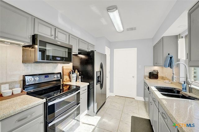 228 Deertrail Drive, San Marcos, TX 78666