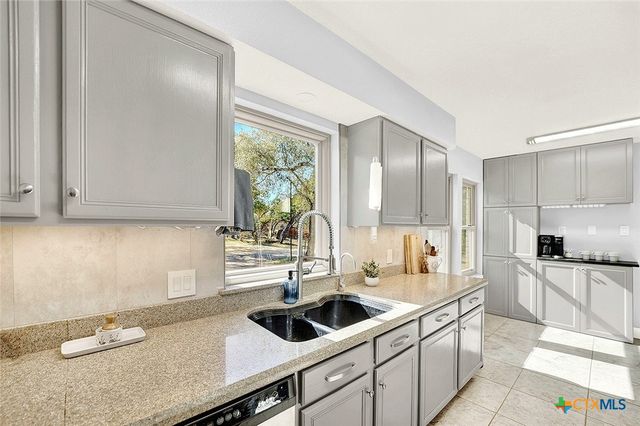 228 Deertrail Drive, San Marcos, TX 78666