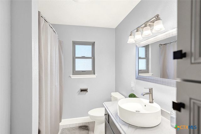 228 Deertrail Drive, San Marcos, TX 78666