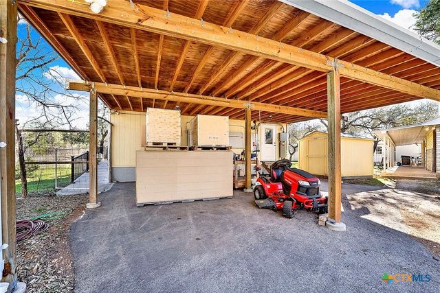 228 Deertrail Drive, San Marcos, TX 78666