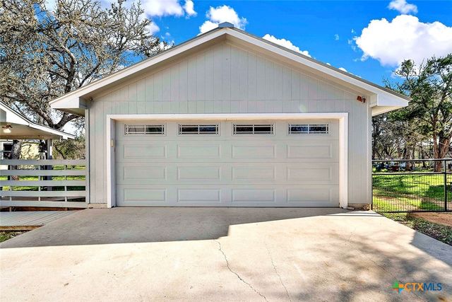 228 Deertrail Drive, San Marcos, TX 78666