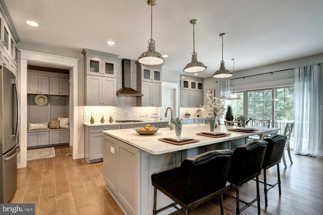 1650 YANKEELAND DR, Frederick, MD 21702