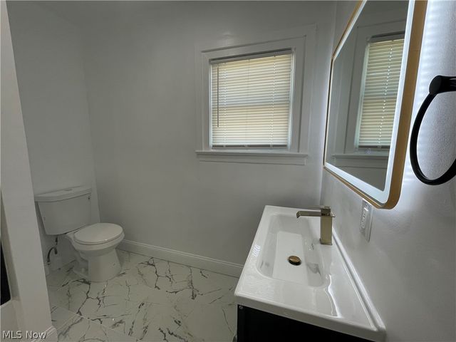 14101 Strathmore Avenue, East Cleveland, OH 44112