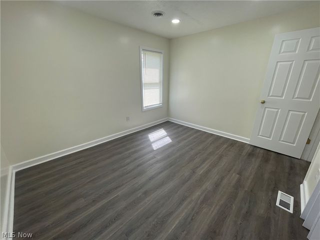 14101 Strathmore Avenue, East Cleveland, OH 44112