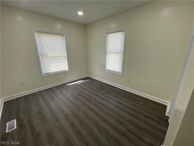 14101 Strathmore Avenue, East Cleveland, OH 44112