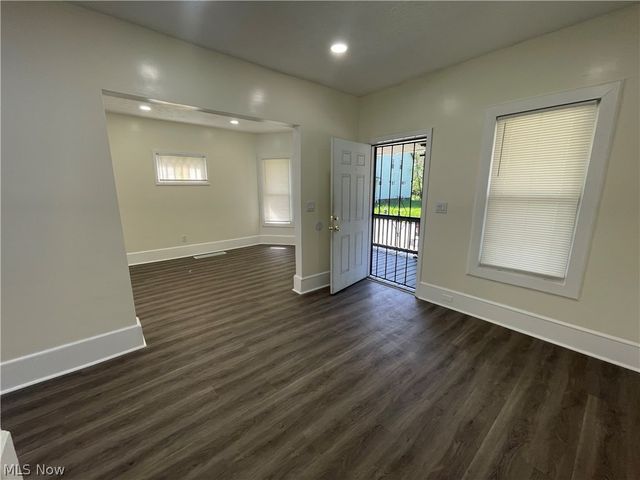 14101 Strathmore Avenue, East Cleveland, OH 44112