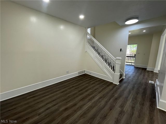 14101 Strathmore Avenue, East Cleveland, OH 44112