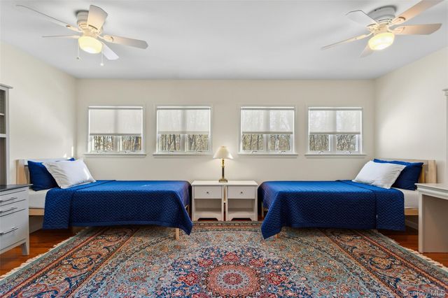 12 Skytop Drive, Katonah, NY 10536