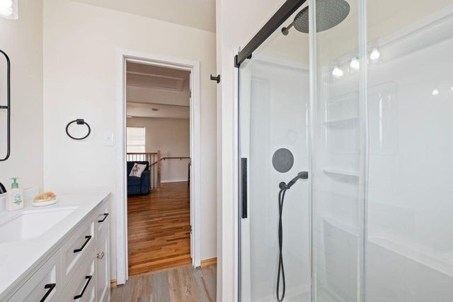 1619 Fm 517 Road E, Dickinson, TX 77539