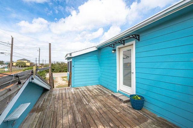 1619 Fm 517 Road E, Dickinson, TX 77539