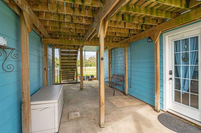 1619 Fm 517 Road E, Dickinson, TX 77539