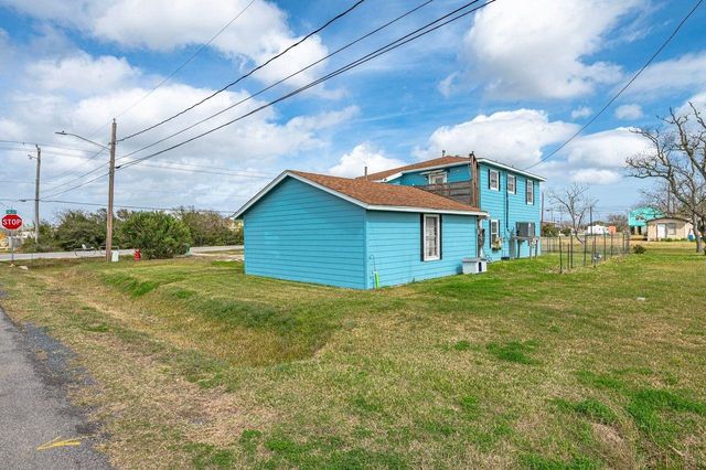 1619 Fm 517 Road E, Dickinson, TX 77539