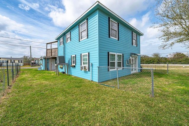 1619 Fm 517 Road E, Dickinson, TX 77539