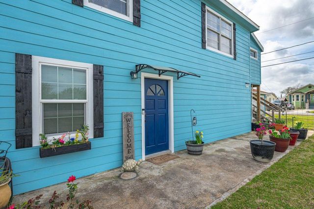 1619 Fm 517 Road E, Dickinson, TX 77539