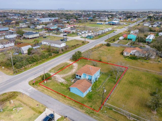 1619 Fm 517 Road E, Dickinson, TX 77539