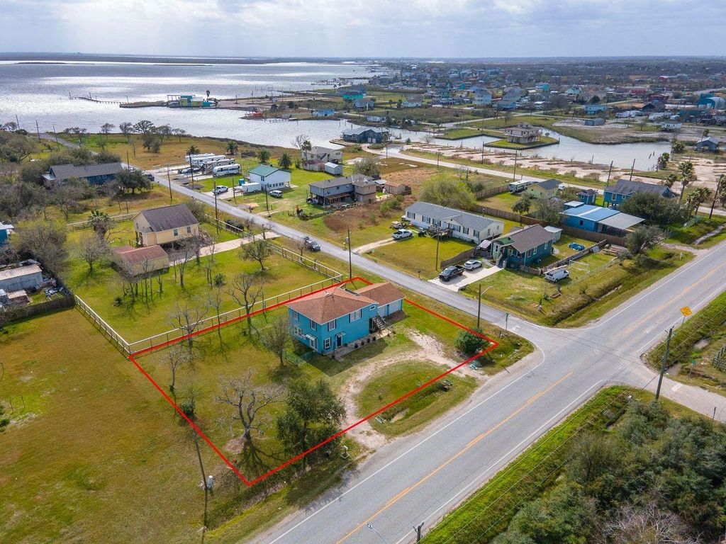 1619 Fm 517 Road E, Dickinson, TX 77539