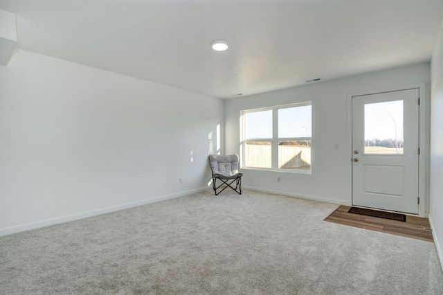 3974 E Wilson's Valley Boulevard, Brookline, MO 65619