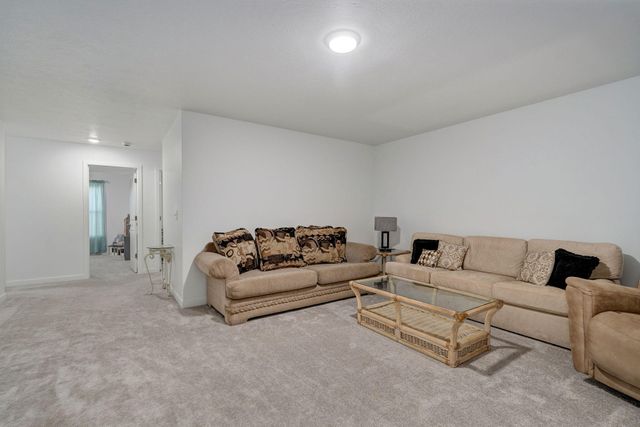 3974 E Wilson's Valley Boulevard, Brookline, MO 65619