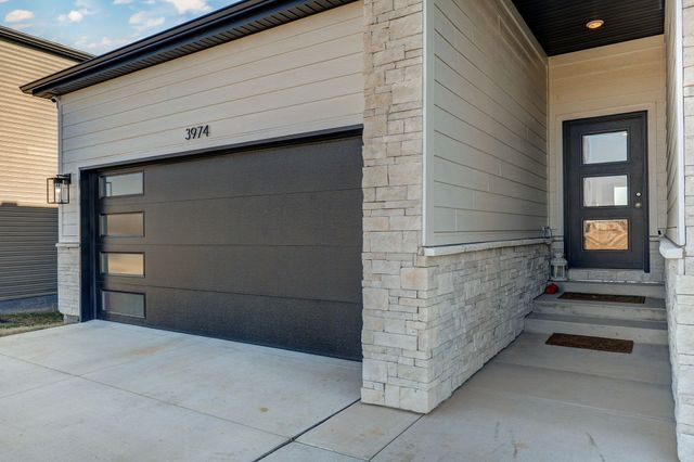 3974 E Wilson's Valley Boulevard, Brookline, MO 65619