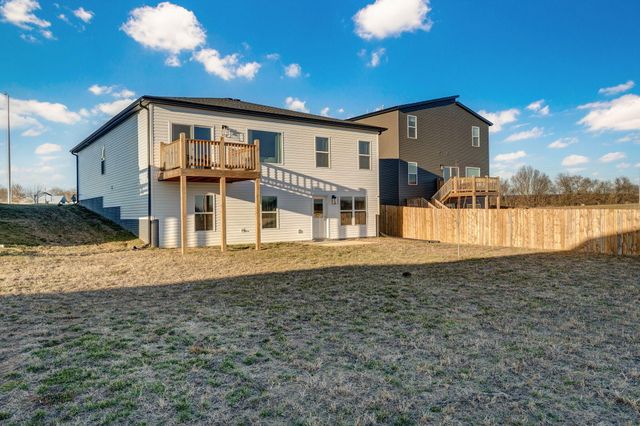 3974 E Wilson's Valley Boulevard, Brookline, MO 65619