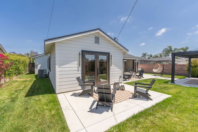 1937 Pattiz, Long Beach, CA 90815