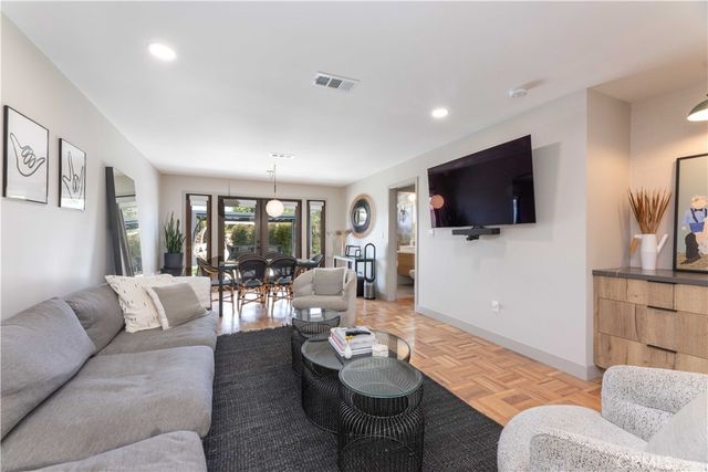 1937 Pattiz, Long Beach, CA 90815