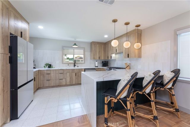1937 Pattiz, Long Beach, CA 90815