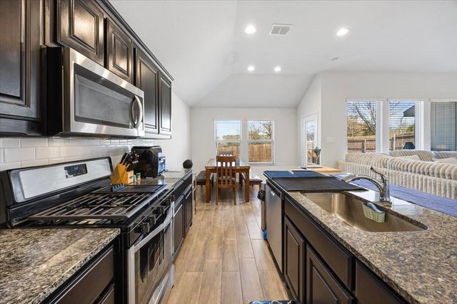 1836 Agarito Drive, Weatherford, TX 76086