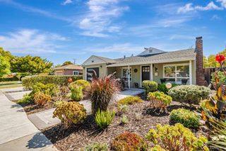 112 F Street, Redwood City, CA 94063