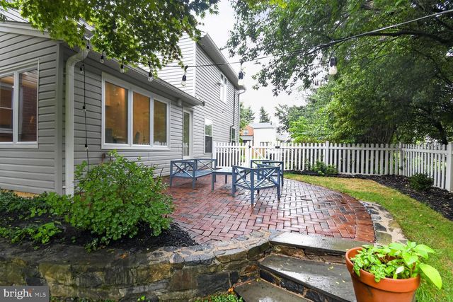 9305 LINDEN AVE, Bethesda, MD 20814