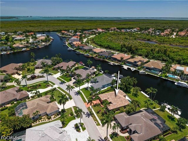 5514 Merlyn LN, Cape Coral, FL 33914