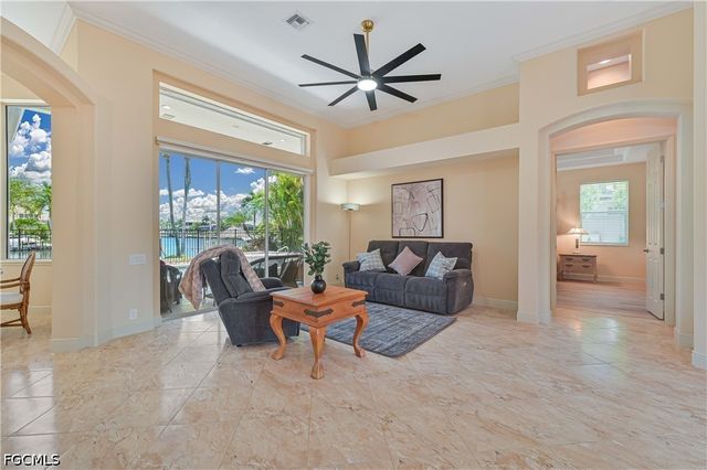 5514 Merlyn LN, Cape Coral, FL 33914