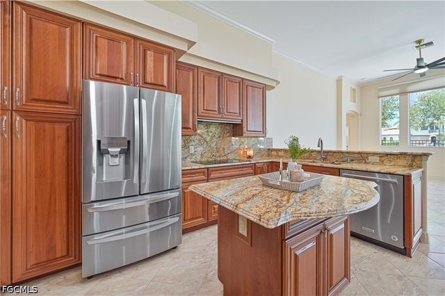 5514 Merlyn LN, Cape Coral, FL 33914