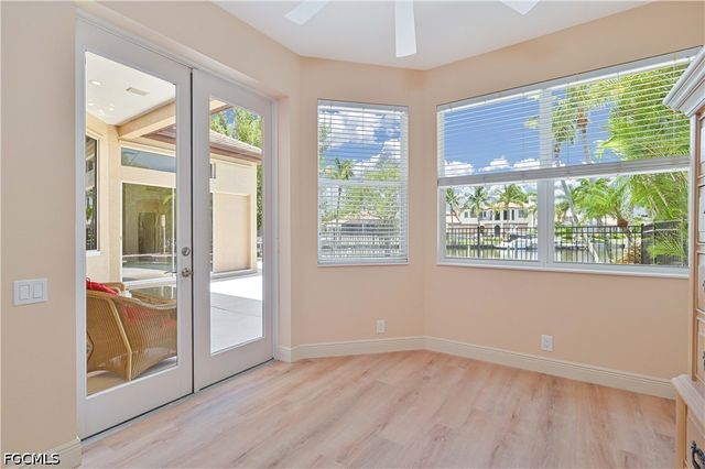 5514 Merlyn LN, Cape Coral, FL 33914