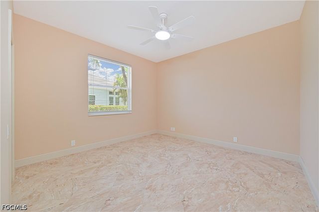 5514 Merlyn LN, Cape Coral, FL 33914