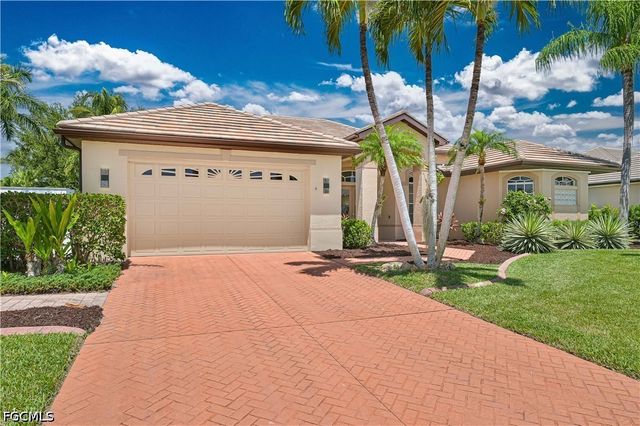 5514 Merlyn LN, Cape Coral, FL 33914