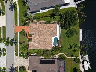 5514 Merlyn LN, Cape Coral, FL 33914